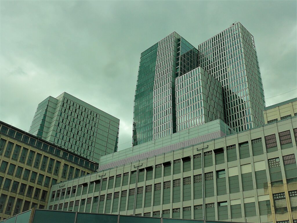 Dieses Bild gehört in die Kategorie "Architektur"